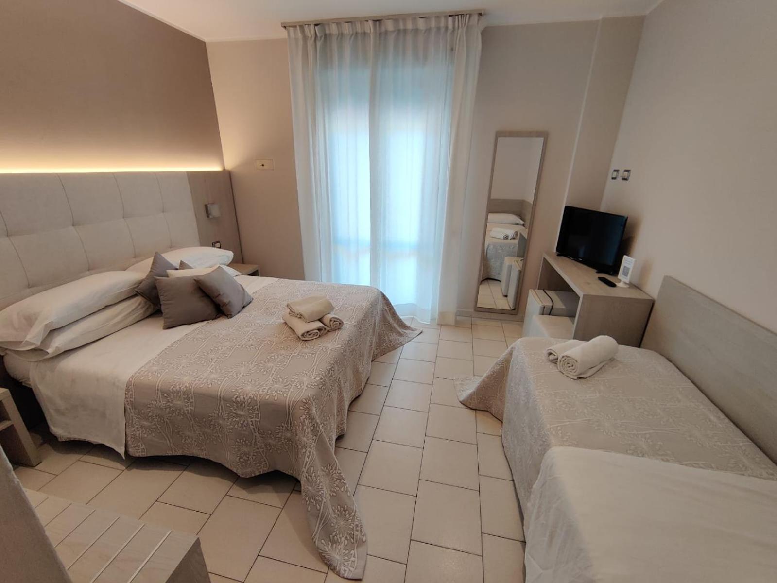 Hotel Stefan Room & Breakfast Гаттео-а-Маре Экстерьер фото