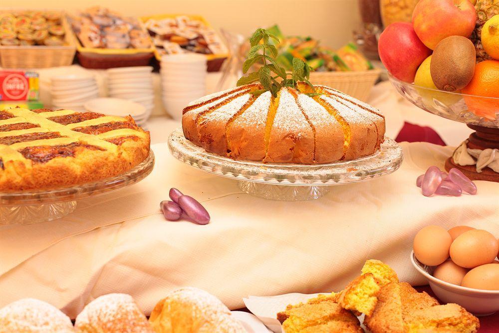 Hotel Stefan Room & Breakfast Гаттео-а-Маре Экстерьер фото